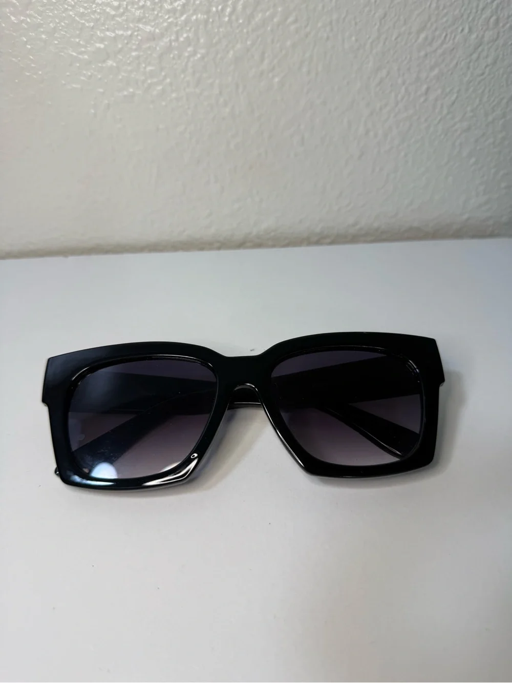 Classic Oversized Black Square Sunglasses - Women